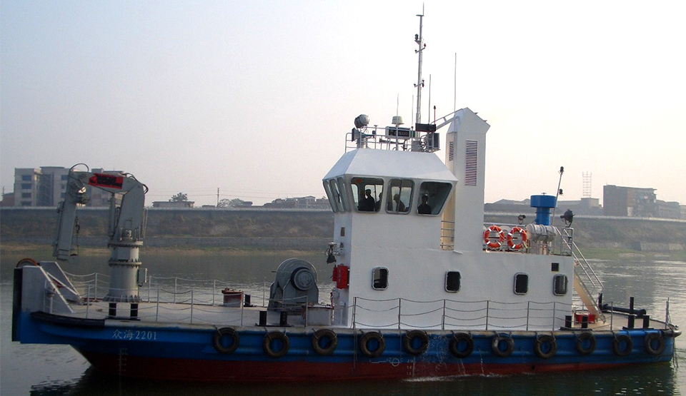 400 kw anchor boat